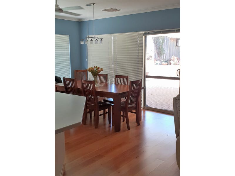 UNDER OFFER 20
