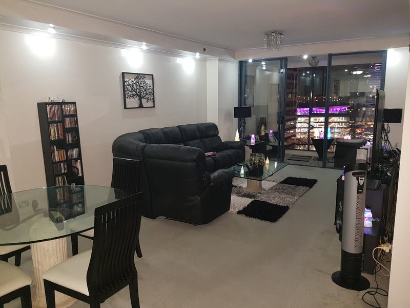 Contemporary Living in Astoria Tower