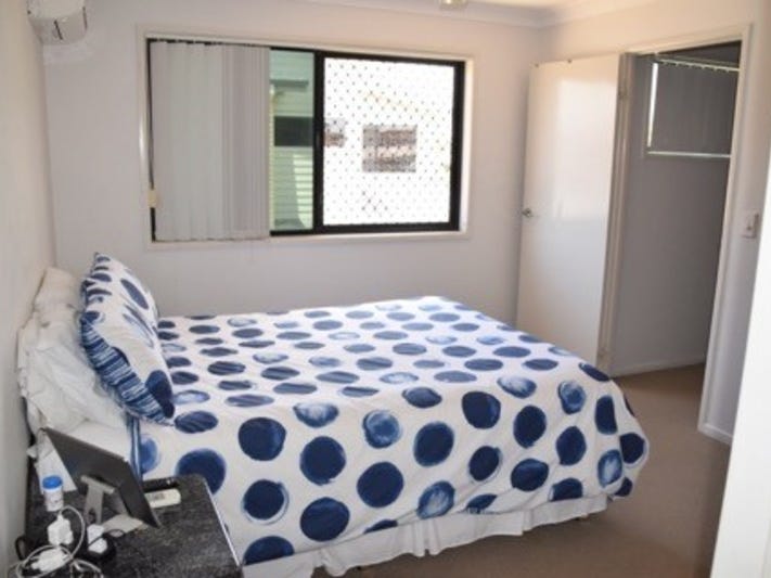 Modern 3 Bed Vacant Possession 4