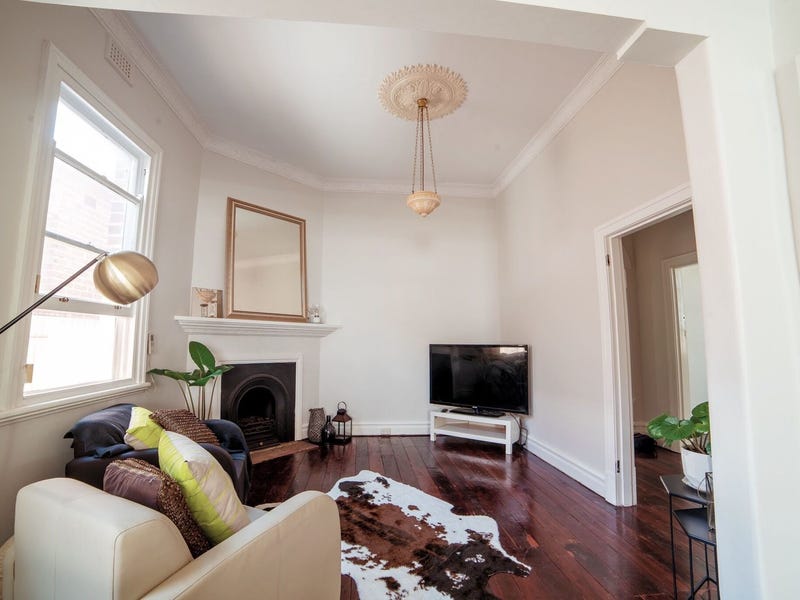 Spacious charm in the CBD 12
