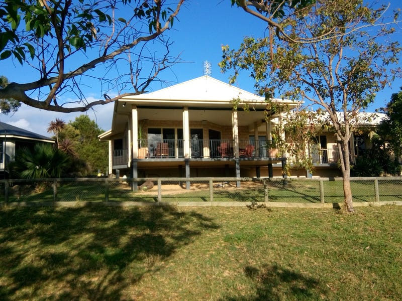 Country Lifestyle Retreat Close To 4