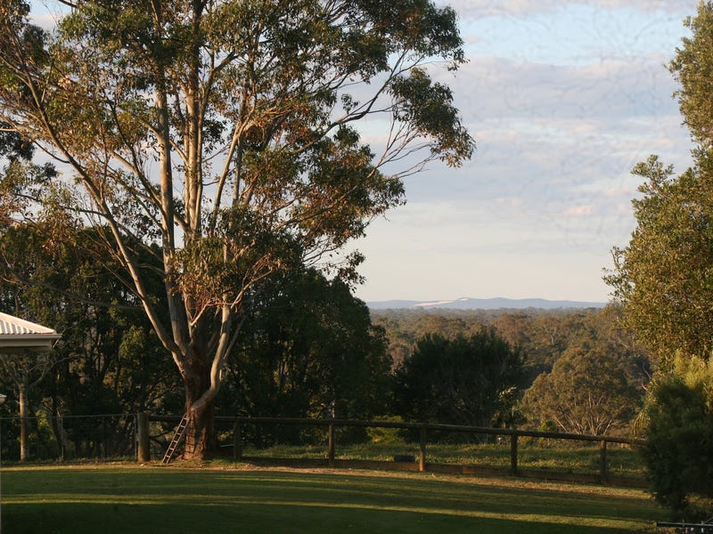 Country Lifestyle Retreat Close To 27