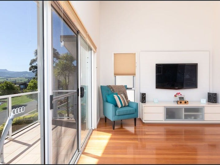 PRICE REDUCTION – Modern Coastal 6