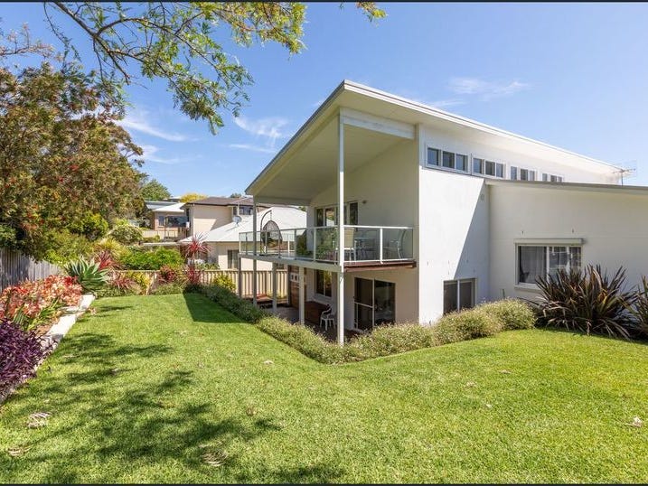 PRICE REDUCTION – Modern Coastal 13