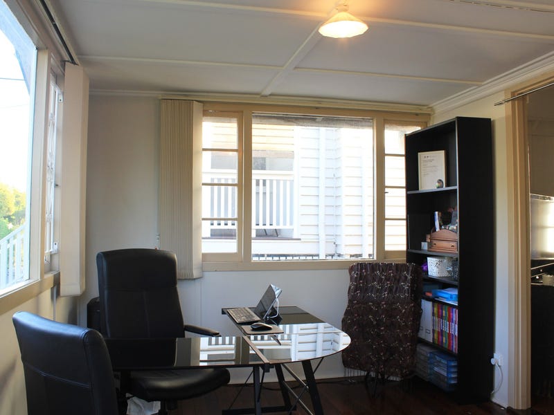 Character Home in Northgate – 5
