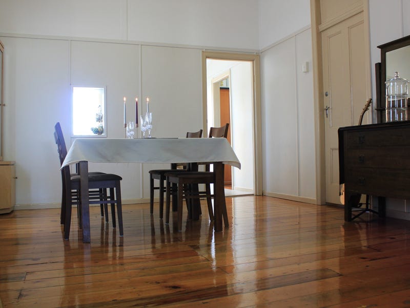 Character Home in Northgate – 10