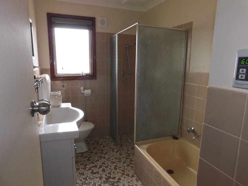 Elizabeth East, 3 Bedroom House 4