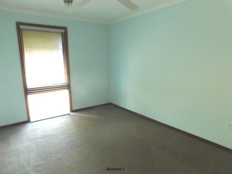 Elizabeth East, 3 Bedroom House 5