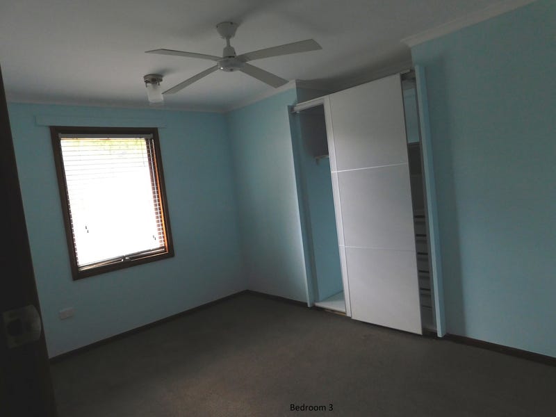 Elizabeth East, 3 Bedroom House 9