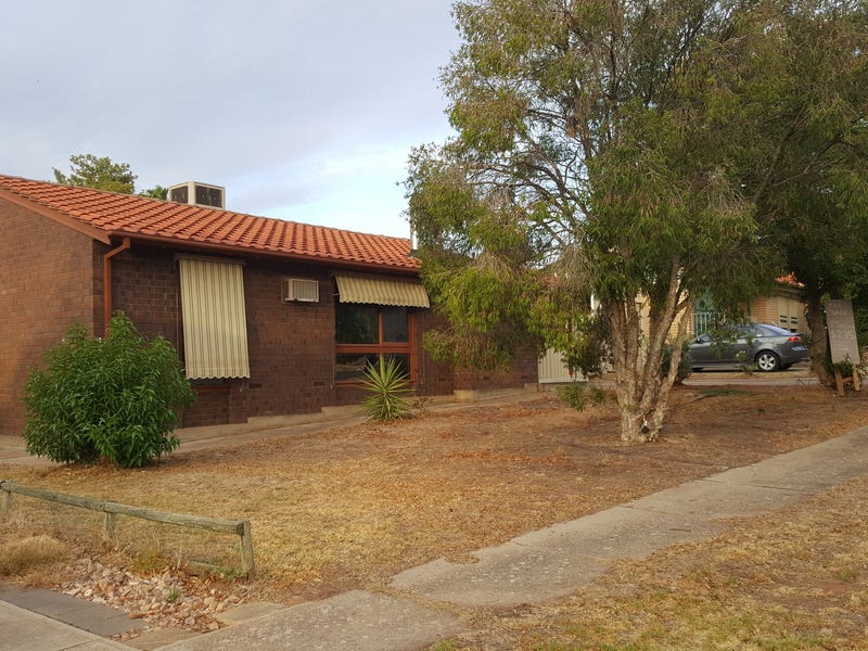 Elizabeth East, 3 Bedroom House 11