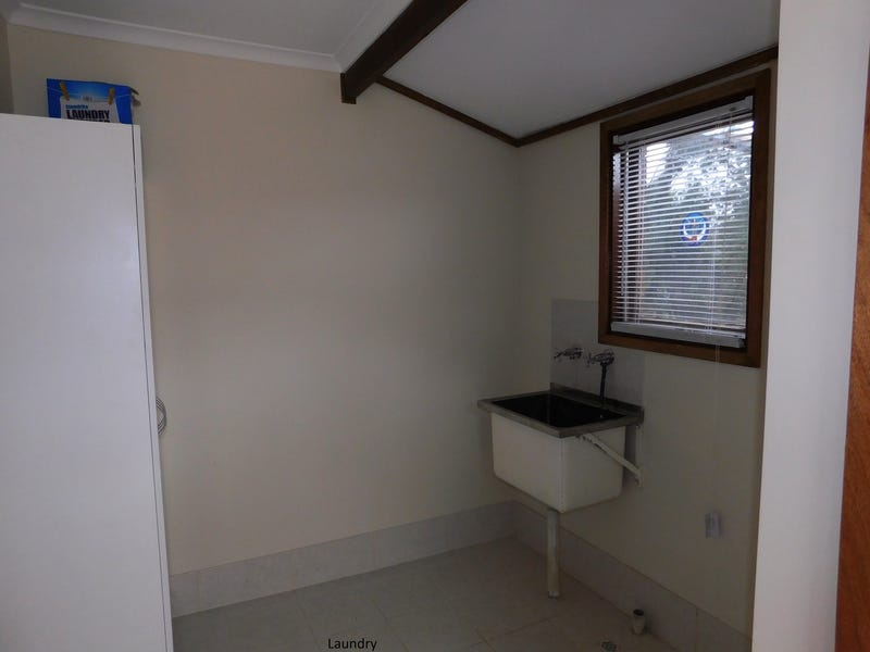 Elizabeth East, 3 Bedroom House 15