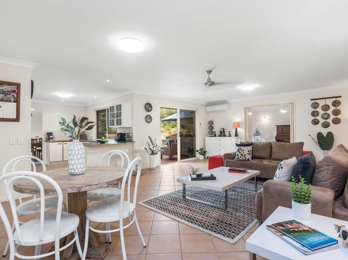 Huge 5 Bedroom Family Home, 4