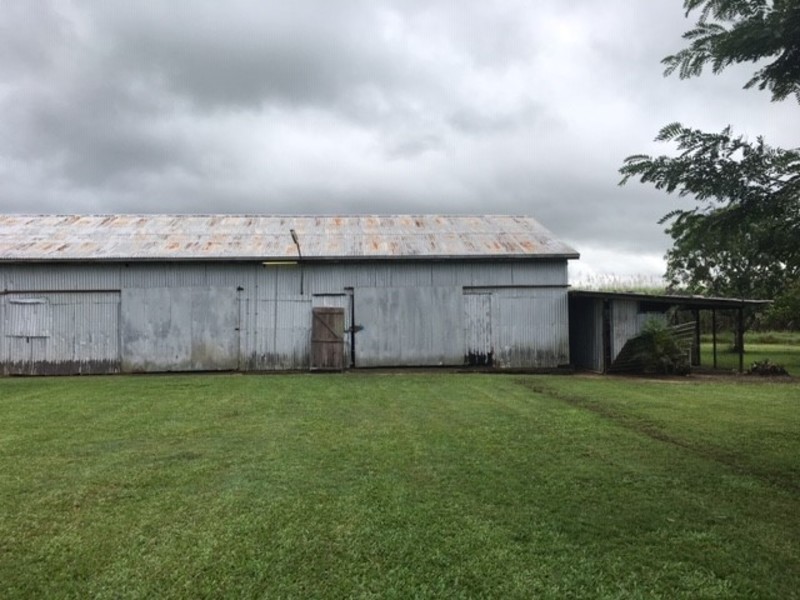 Unique farm house on acreage 2