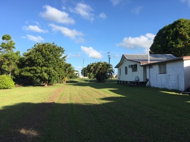 Unique farm house on acreage 3