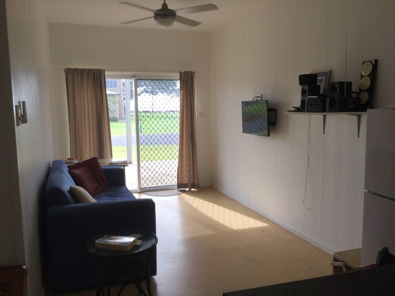 Holiday Man Cave  ‘MONCARVIA’. 17