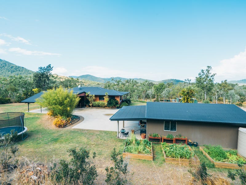 Rare 8 Acre Whitsunday Lifestyle 3