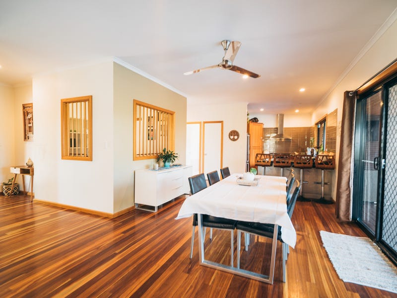 Rare 8 Acre Whitsunday Lifestyle 6
