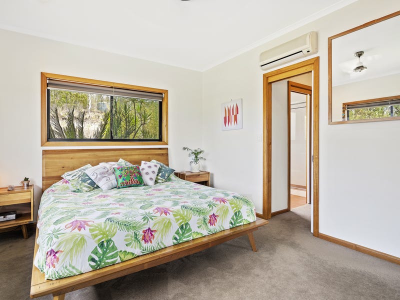 Rare 8 Acre Whitsunday Lifestyle 12