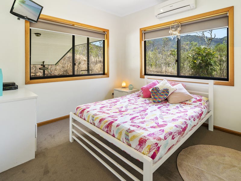 Rare 8 Acre Whitsunday Lifestyle 15