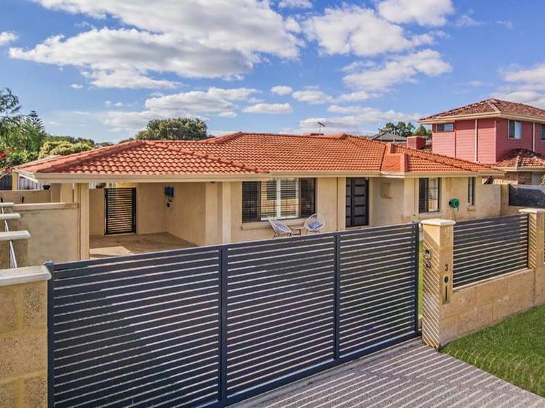 Absolutely beautiful large family home 21