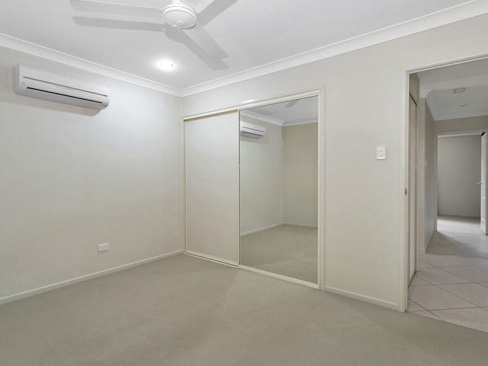 LARGE HOUSE CAN ACCOMODATE 2 27