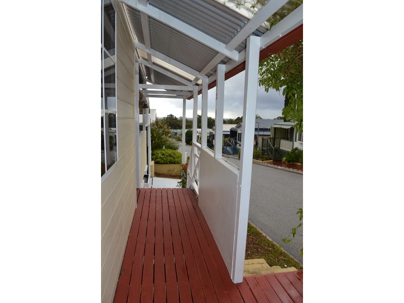 Hillside Garden Village 16