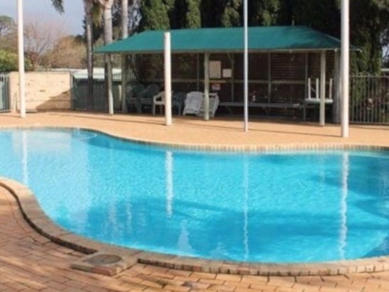 Hillside Garden Village 17