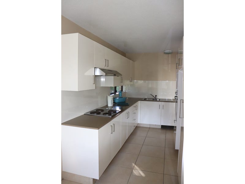 Tropical Broadbeach Oasis ; Lifestyle living or ABNB rental
