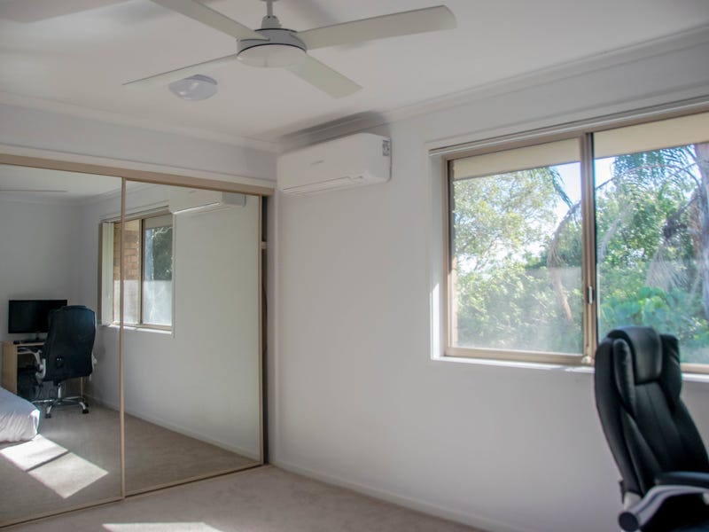 3BR TOWNHOUSE IN GREAT POSITION 4