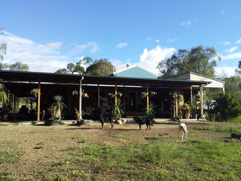 Large Off Grid 6 Bed 7