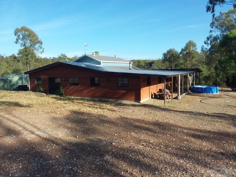 Large Off Grid 6 Bed 15