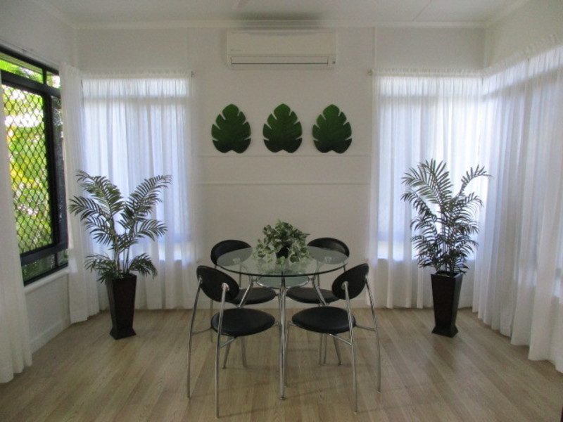 HOME, LIFESTYLE & BUSINESS PREMISES 10