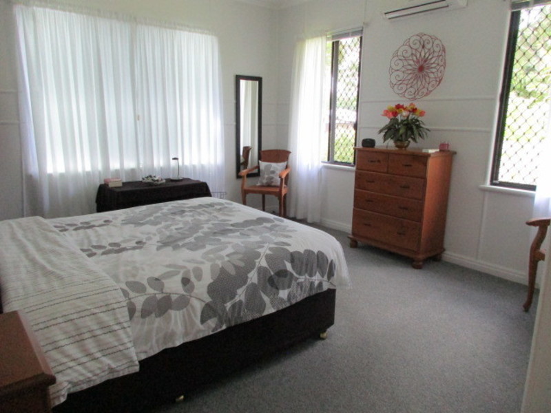 HOME, LIFESTYLE & BUSINESS PREMISES 17