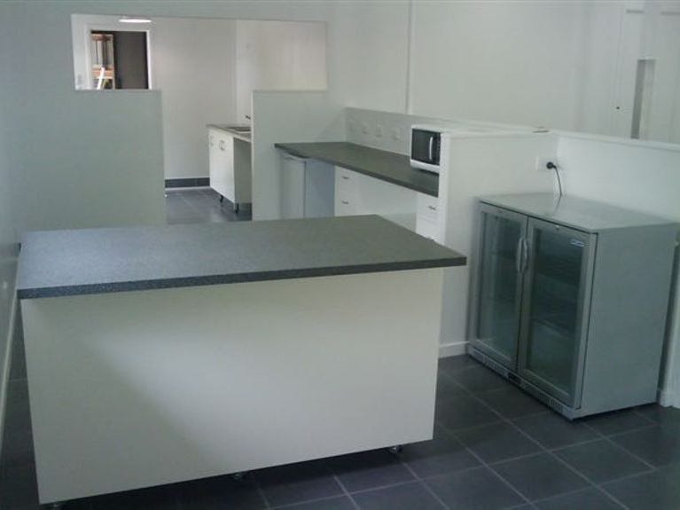 HOME, LIFESTYLE & BUSINESS PREMISES 22