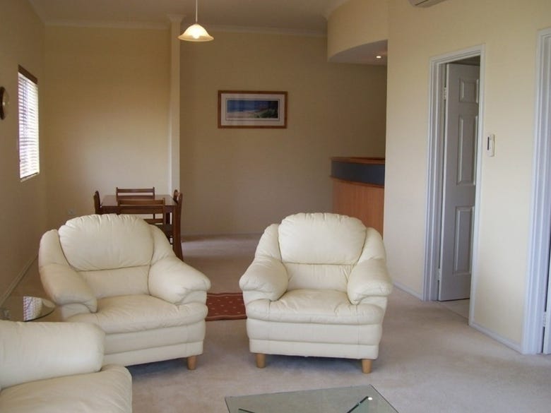 Prestige period style one bedroom 4