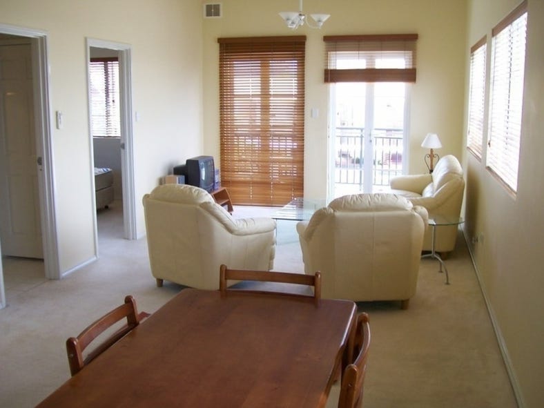 Prestige period style one bedroom 5