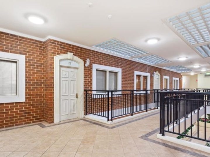 Prestige period style one bedroom 12