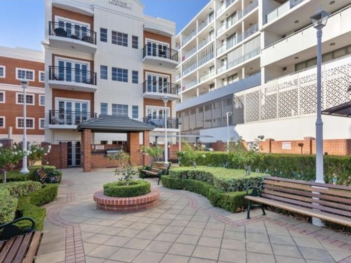 Prestige period style one bedroom 15