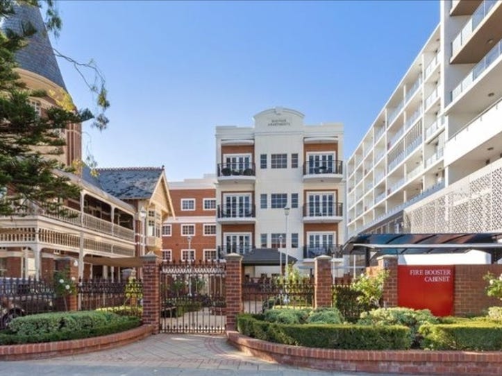 Prestige period style one bedroom 19