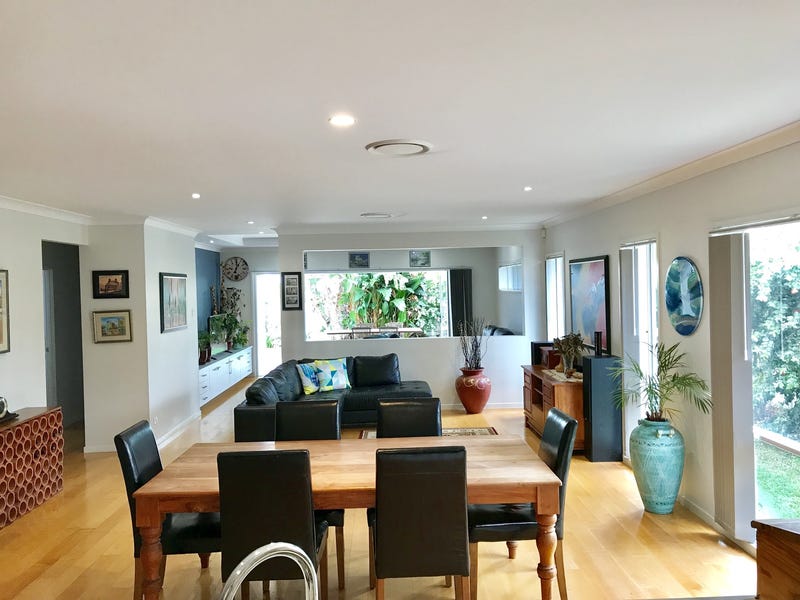 Perfect Lifestyle In Golfing Estate 2