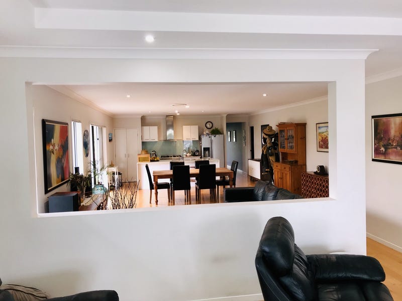 Perfect Lifestyle In Golfing Estate 3