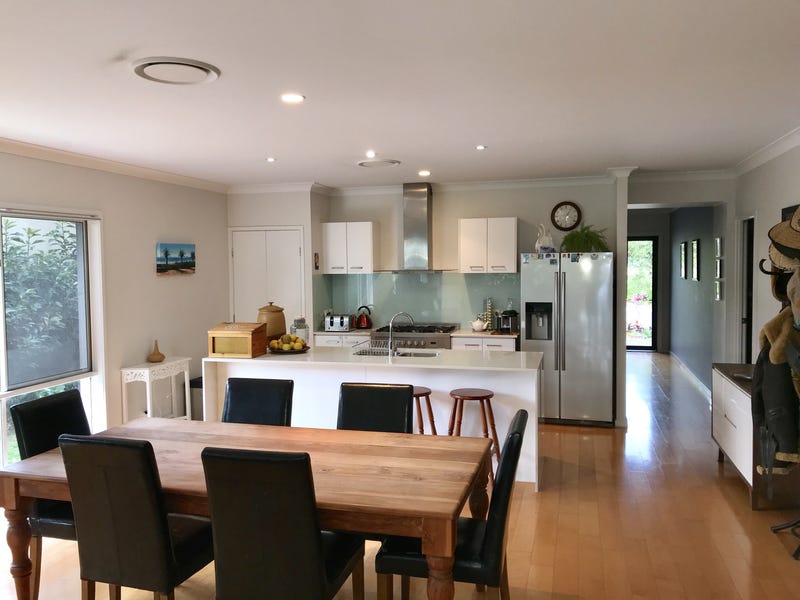 Perfect Lifestyle In Golfing Estate 9