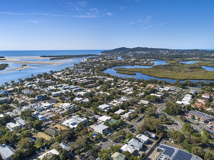 RENOVATED RIVER PRECINCT HOME 16