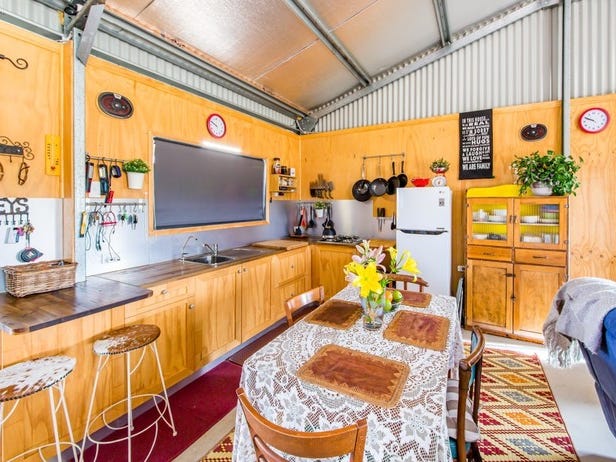 OFF THE GRID/LIVEABLE SHED/HOLIDAY SHED 7