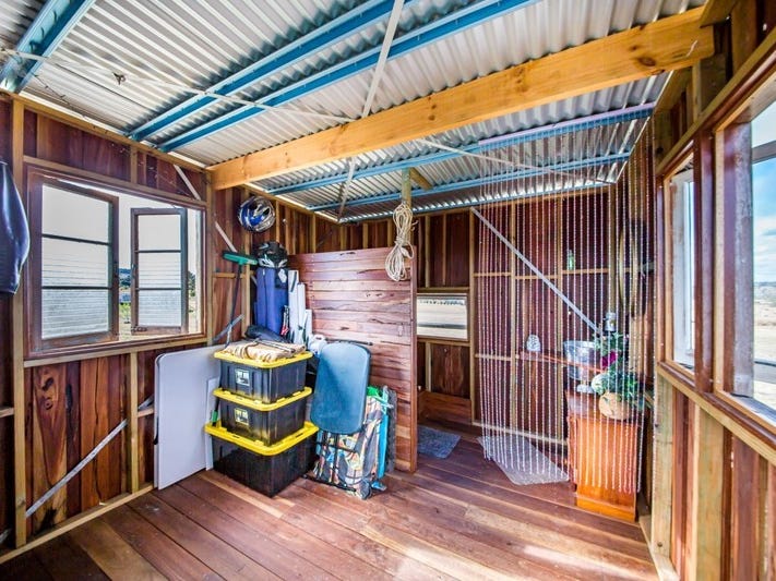 OFF THE GRID/LIVEABLE SHED/HOLIDAY SHED 13