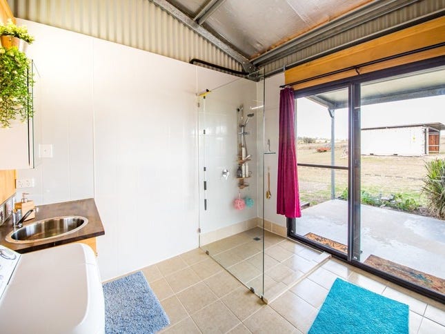 OFF THE GRID/LIVEABLE SHED/HOLIDAY SHED 19
