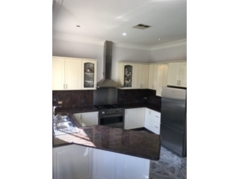 FOR SALE HOUSE 2