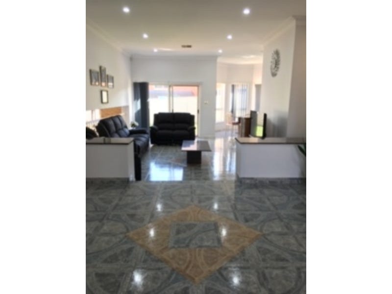 FOR SALE HOUSE 3