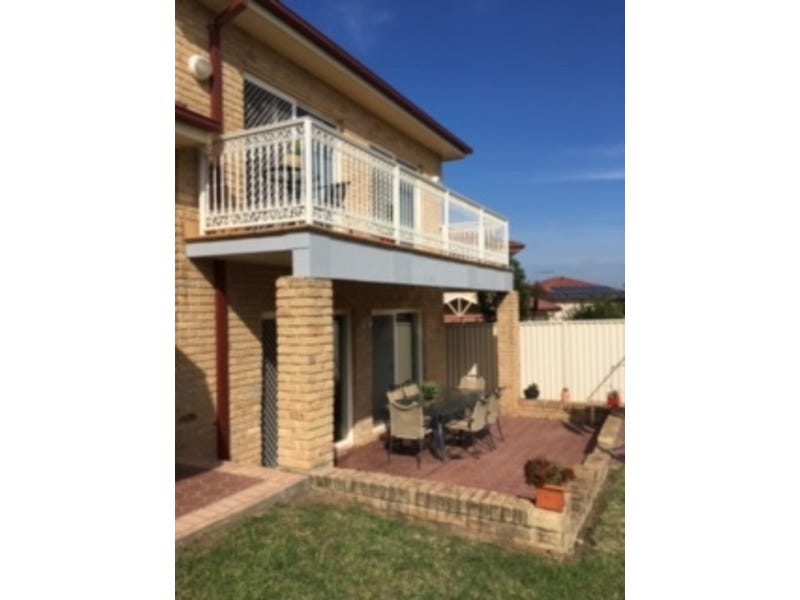 FOR SALE HOUSE 5