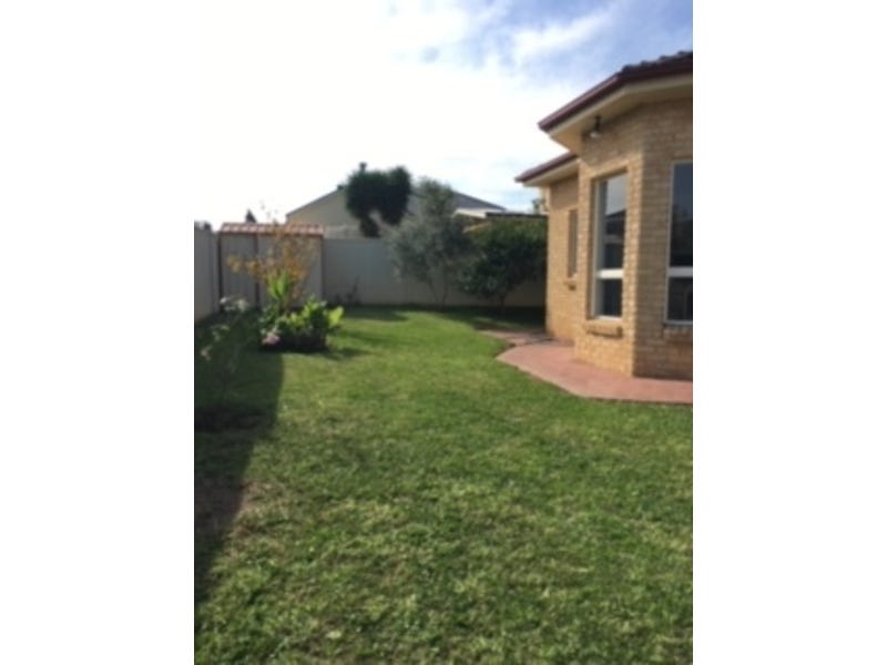 FOR SALE HOUSE 6